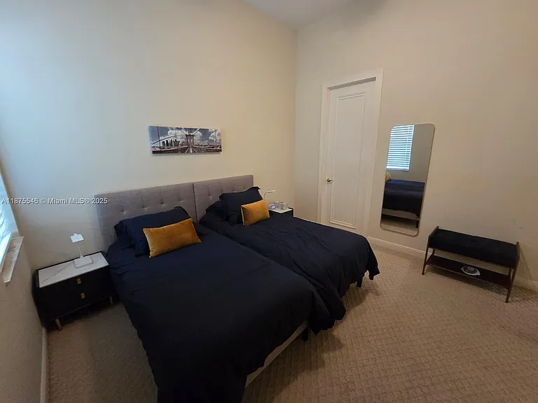 7030 Islegrove Pl — Photo 12