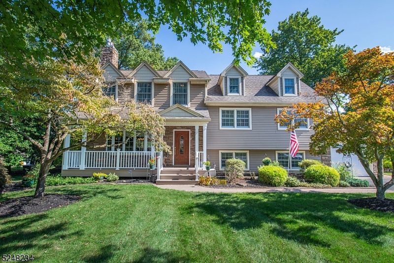 58 W Parkway, Pompton Plains, NJ 07444 Zillow