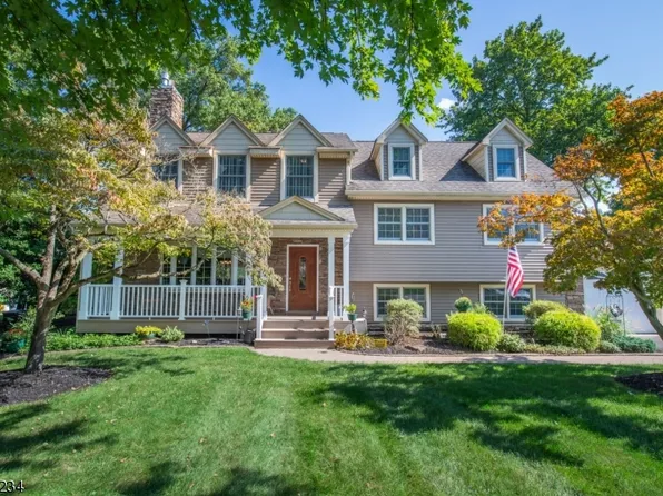 58 W Parkway, Pequannock Twp., NJ 07444