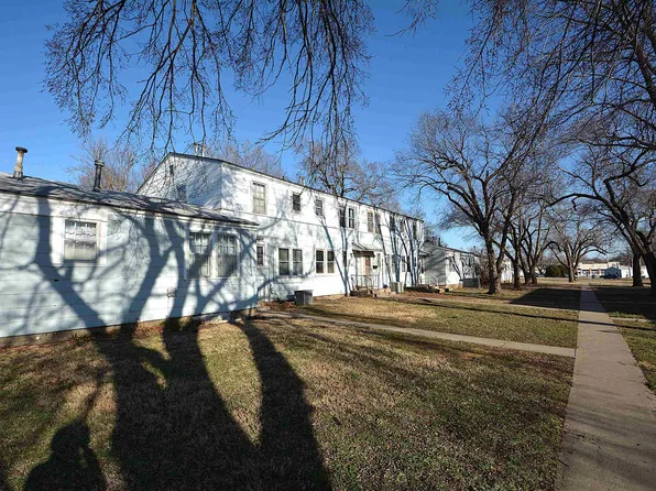 1308 S Pershing Ave, Wichita, KS 67218