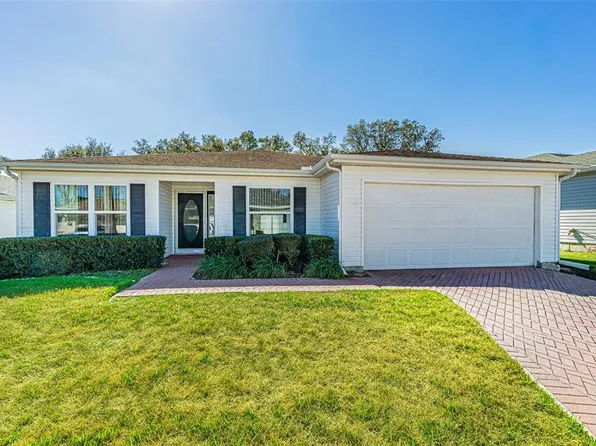 29140 Princeville Dr, San Antonio, FL 33576