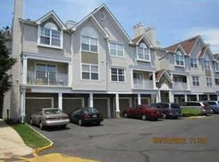 83 Inverness Dr #I083, Edison, NJ 08820