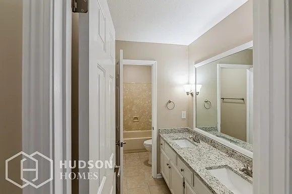 364 Locust Grove Dr — Photo 13
