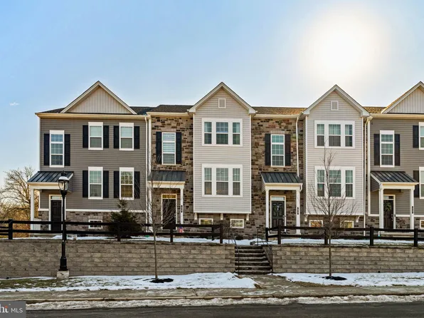 26 Hamilton St, Chalfont, PA 18914