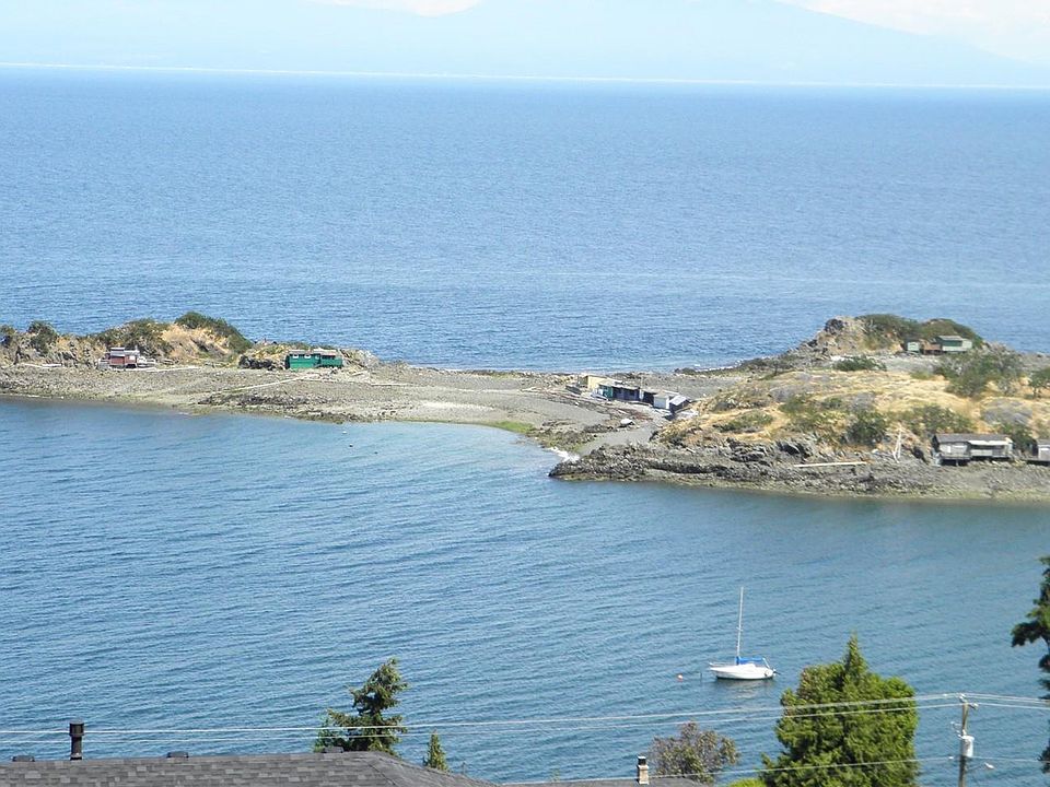 1st image of 3855 Gulfview Dr