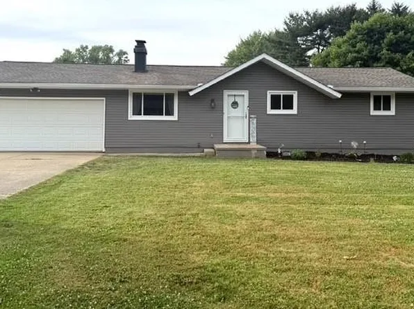 10457 Persimmon St NW, Canal Fulton, OH 44614