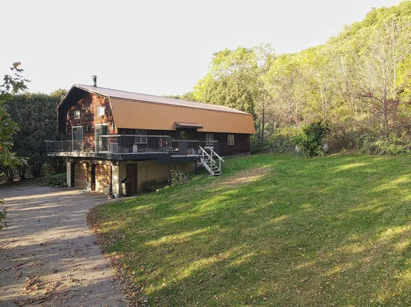 S225 Castleberg Dr, Nelson, WI 54756