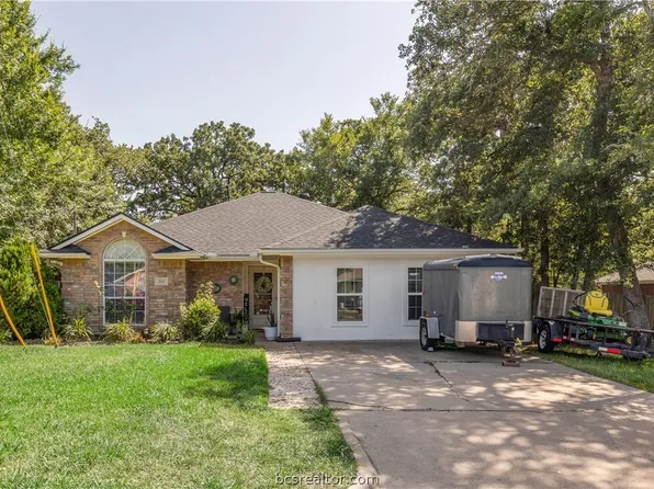 212 Copper Falls Dr, Bryan, TX 77803