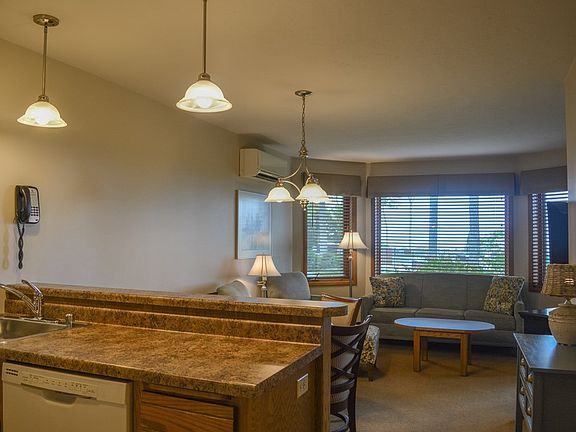 5th image of 4908 N Landmark Cir Unit 1110