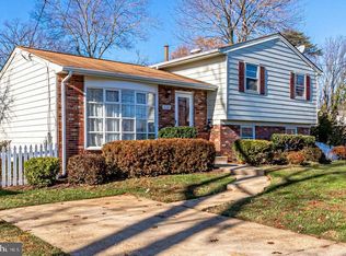 6100 Craft Rd, Alexandria, VA 22310