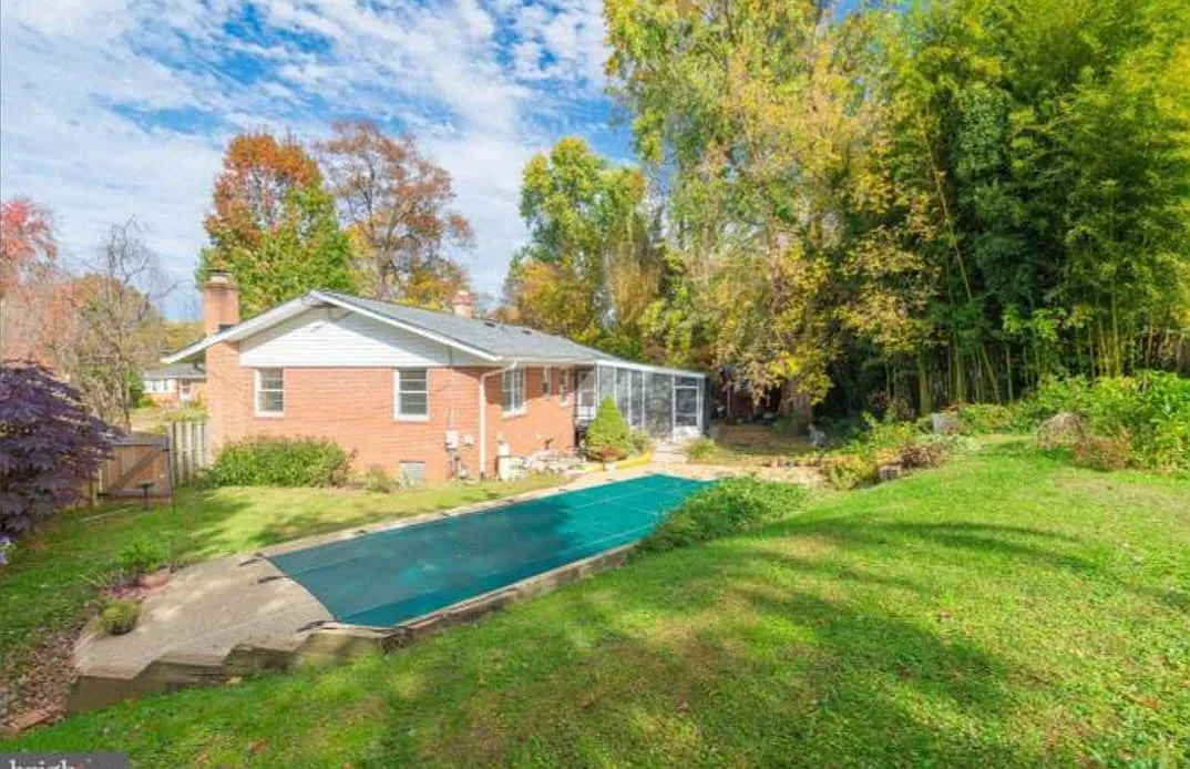 11105 Federal Ct — Photo 3
