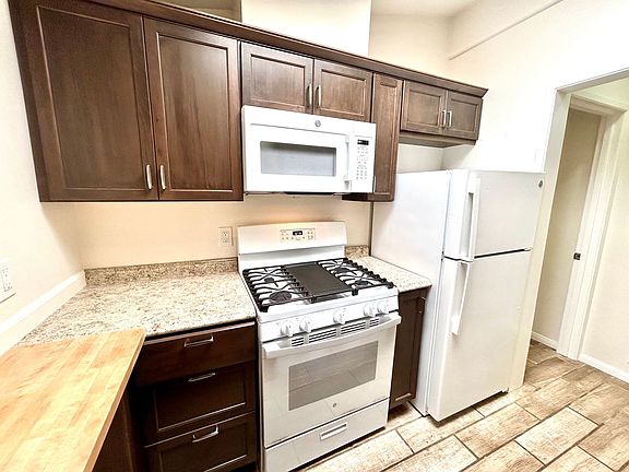 4th image of 726 W Pedregosa St Unit A