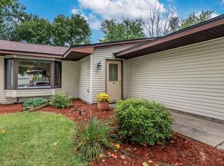 275 Little John Dr, Circle Pines, MN 55014