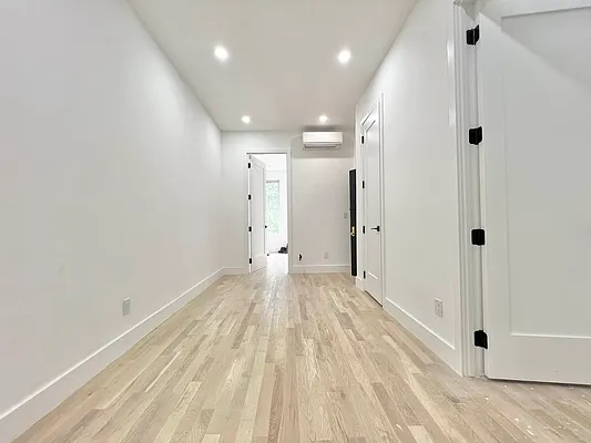 Rented by Doorway NYC, LLC | media 20