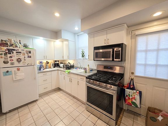 5th image of 763 S Darien St