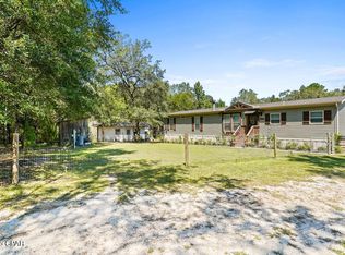 1071 Rum Rd, Westville, FL 32464