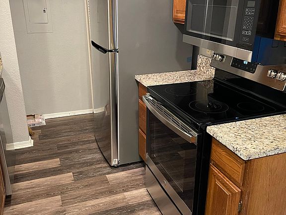 5th image of 616-11140 N Stratford Dr #616