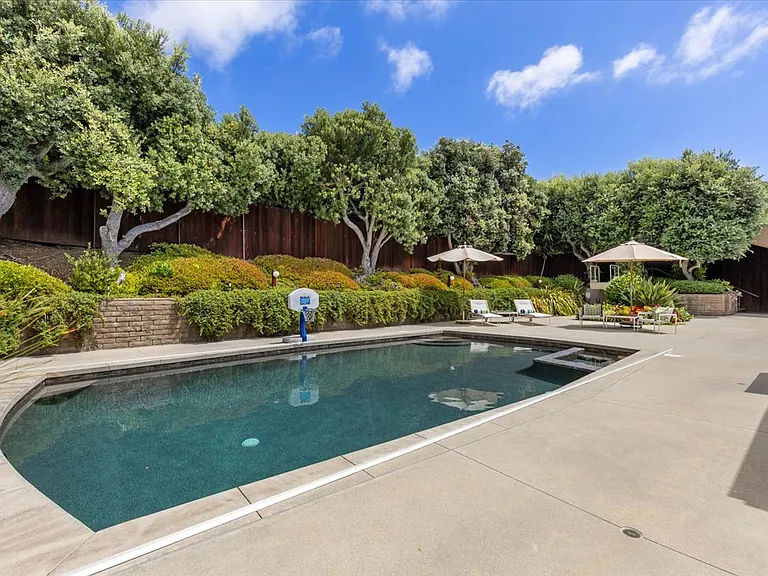 8496 Westway Dr — Photo 45