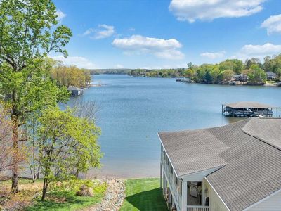 81 Lighthouse Ln, Moneta, VA, 24121