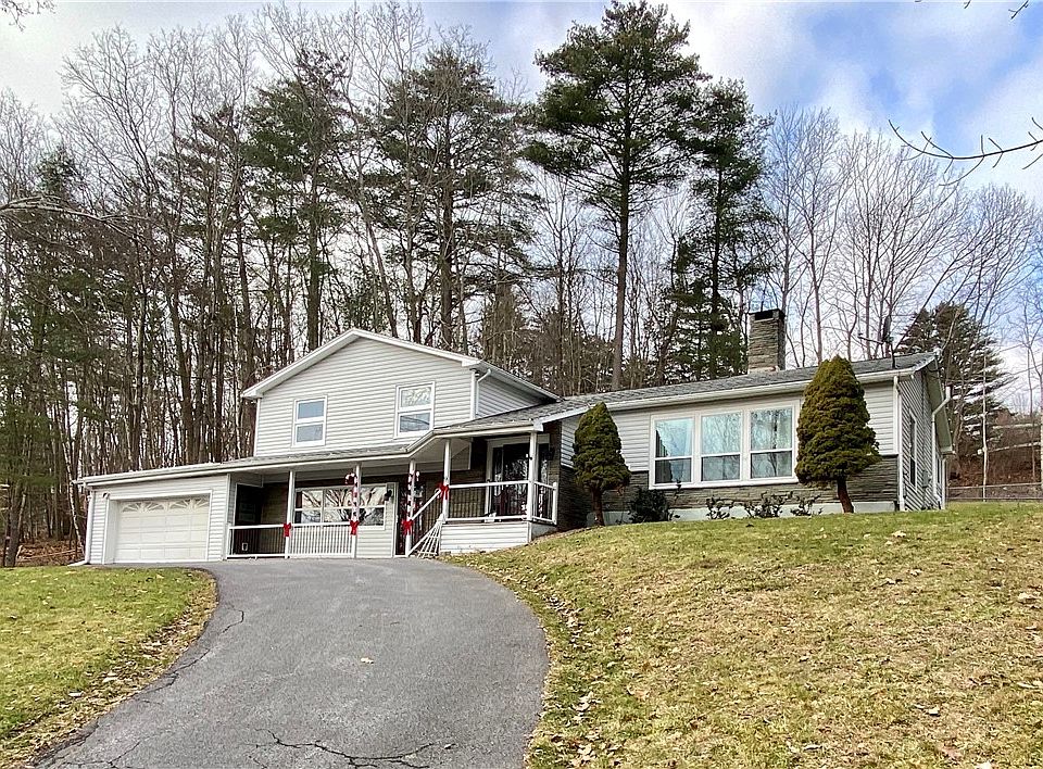 1st image of 7-9 College Park Dr