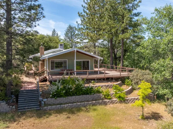 54481 Pinchot Dr, North Fork, CA 93643
