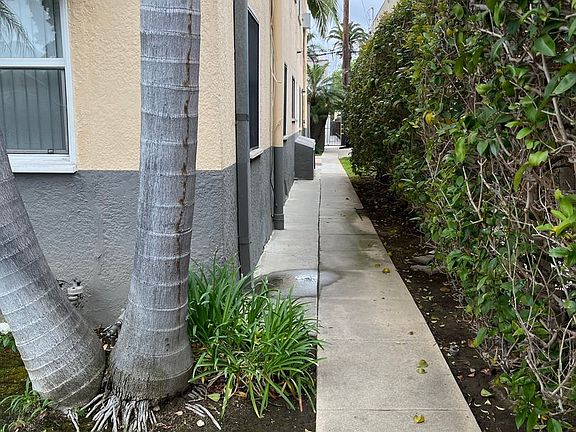 2nd image of 1447 Redondo Ave APT 6