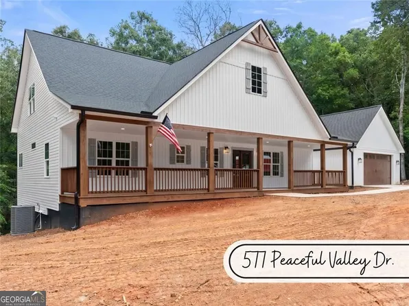 577 Peaceful Valley Dr, Cleveland, GA 30528
