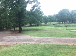 2 Clearpond Ln, Shawnee, OK 74801