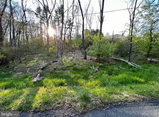 1266 Squaw Dr, Auburn, PA 17922