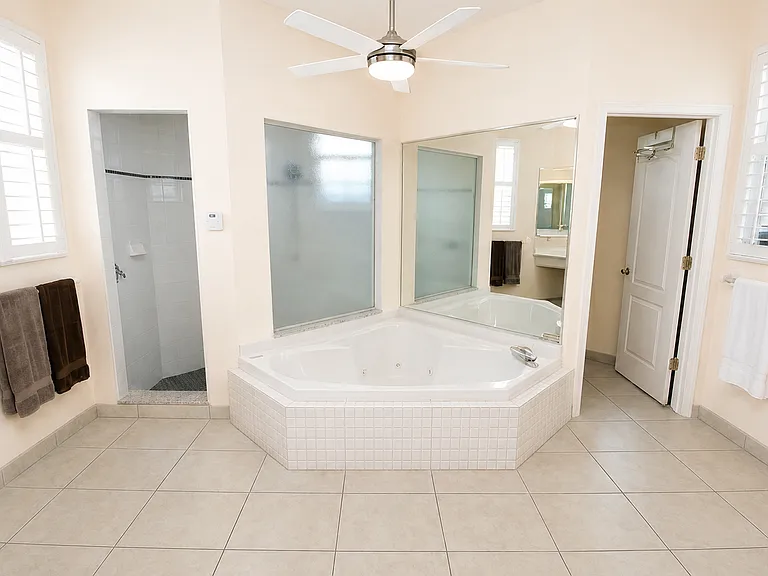 3835 Pendlebury Dr — Photo 10