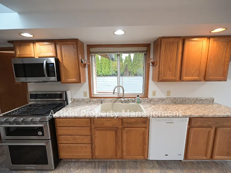 40 Brittany Ln — Photo 7