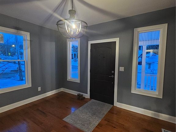 4th image of 7 Prospect St
