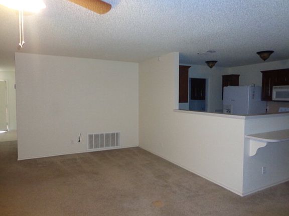 2nd image of 5336 Hannah Dr