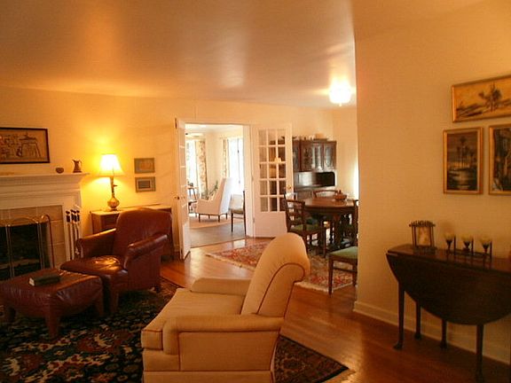 5th image of 270 Cypress Ave