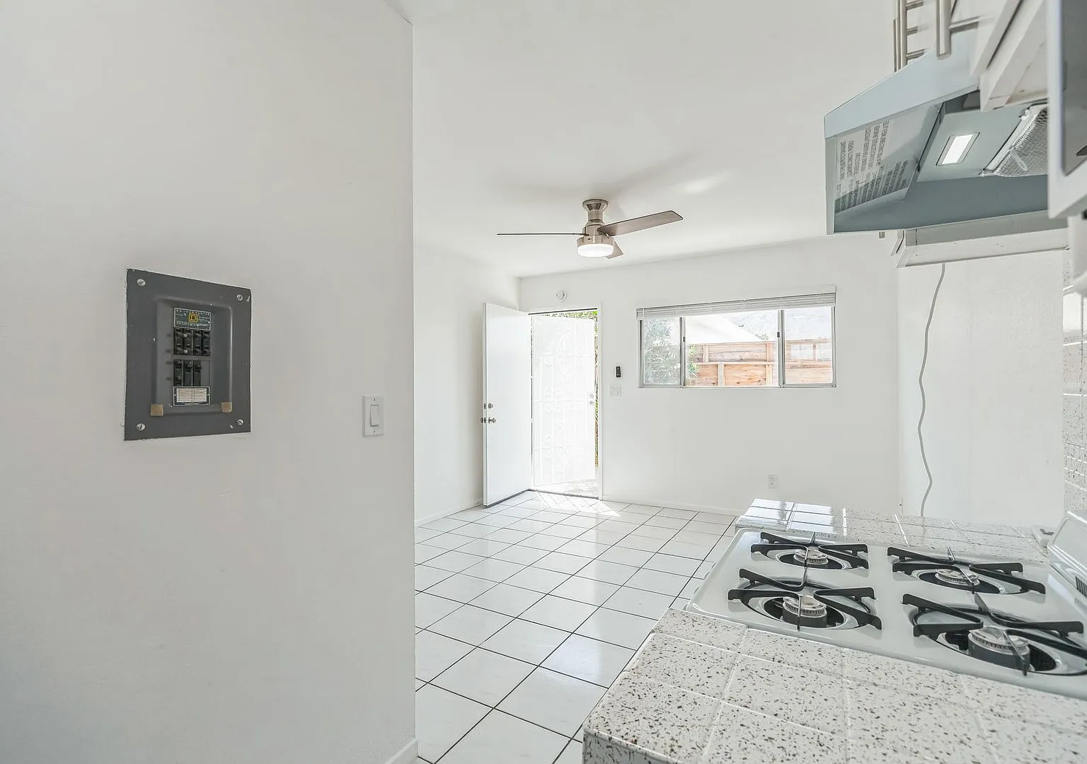 73545 Shadow Mountain Drive — Photo 4