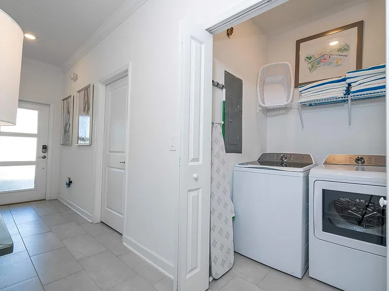 Laundry Room Cabinet
