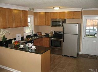 601 Maple Ln, Raleigh, NC 27603