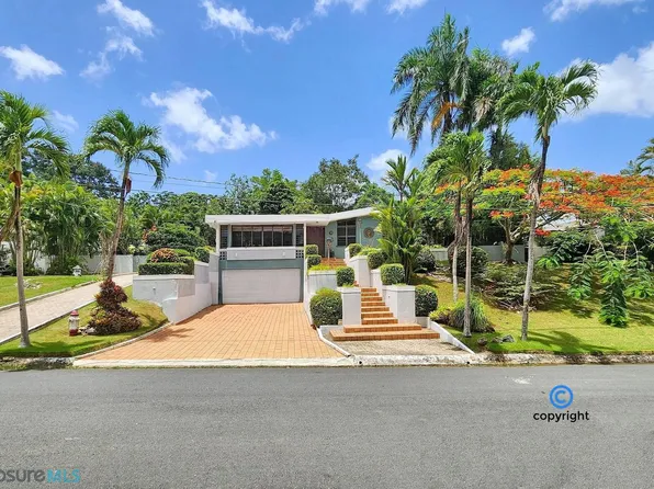 C8 Lake View Estates Calle Green Valley Dr, Caguas, PR 00725