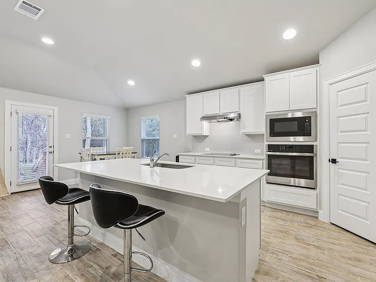 21709 Osage Ln — Photo 11
