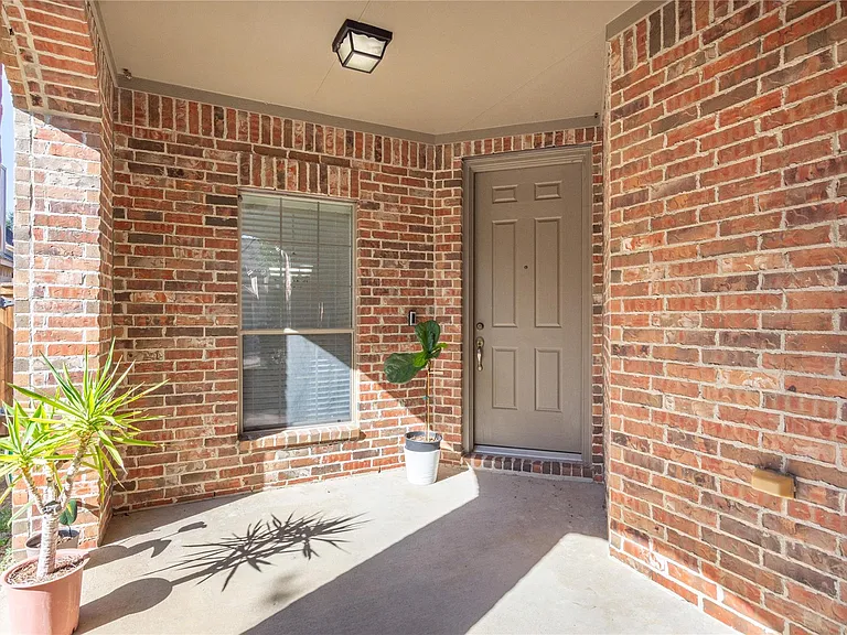 24322 Bella Florence Dr — Photo 4