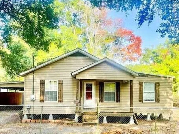327 Faquetigue St, Eunice, LA 70535