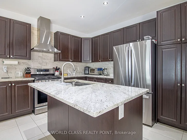 67 Turnerbury Ave — Photo 14