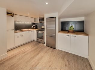 25 Wells St #B-C02, Toronto, ON M5R 1P1