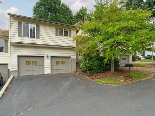 15045 NE Rose Pkwy, Portland, OR 97230