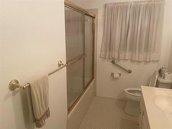 5th image of 7508 Creekwood Dr