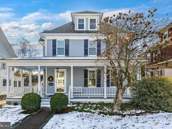 4 W Franklin Ave, Pennington, NJ 08534