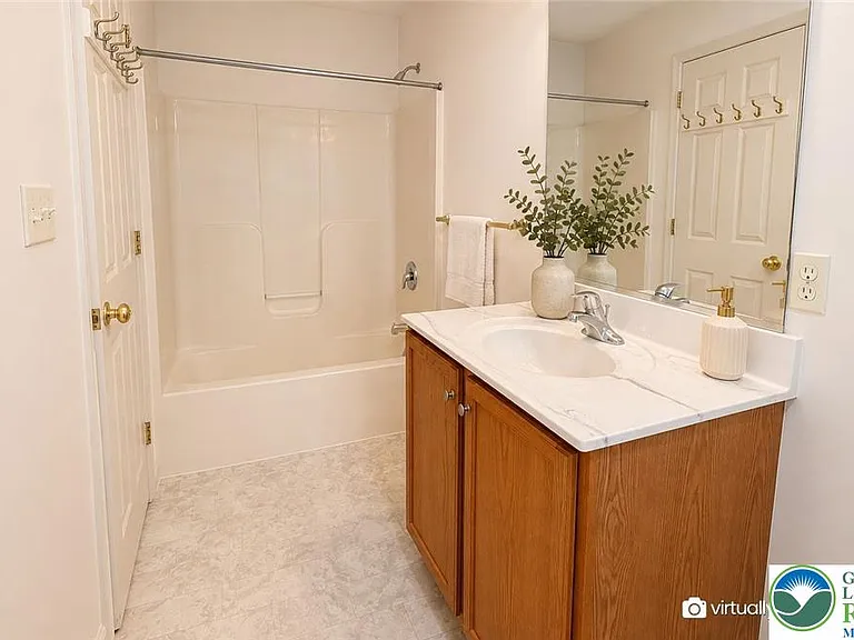 2014 Rolling Meadow Dr — Photo 19