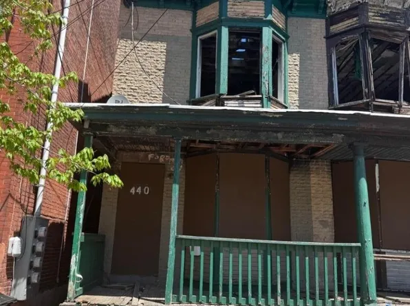 440 W Hanover St, Trenton City, NJ 08618