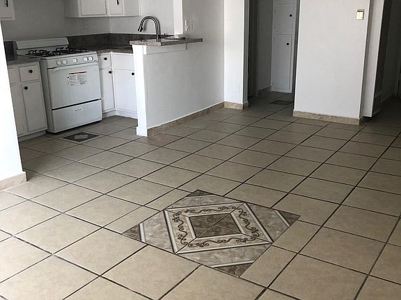 5th image of 15424 Chase St APT 16