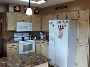 1515 E 3rd Ave, Mitchell, SD 57301